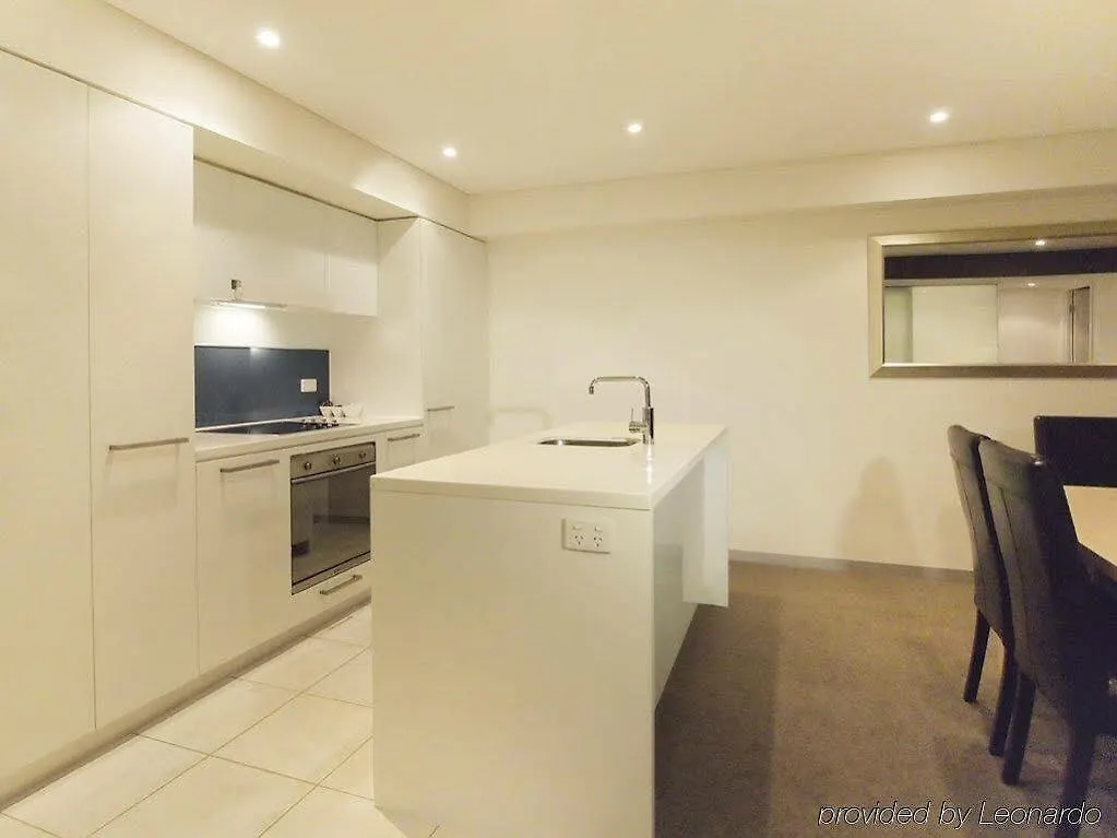 Oaks Adelaide Horizons Suites