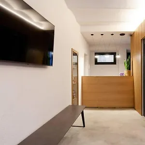 https://velo-vern-1-beautiful-new-apartment-2-bed-ensuite.catalonia-hotels.com