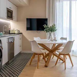 https://barcelona-touch-apartments-progres.catalonia-hotels.com