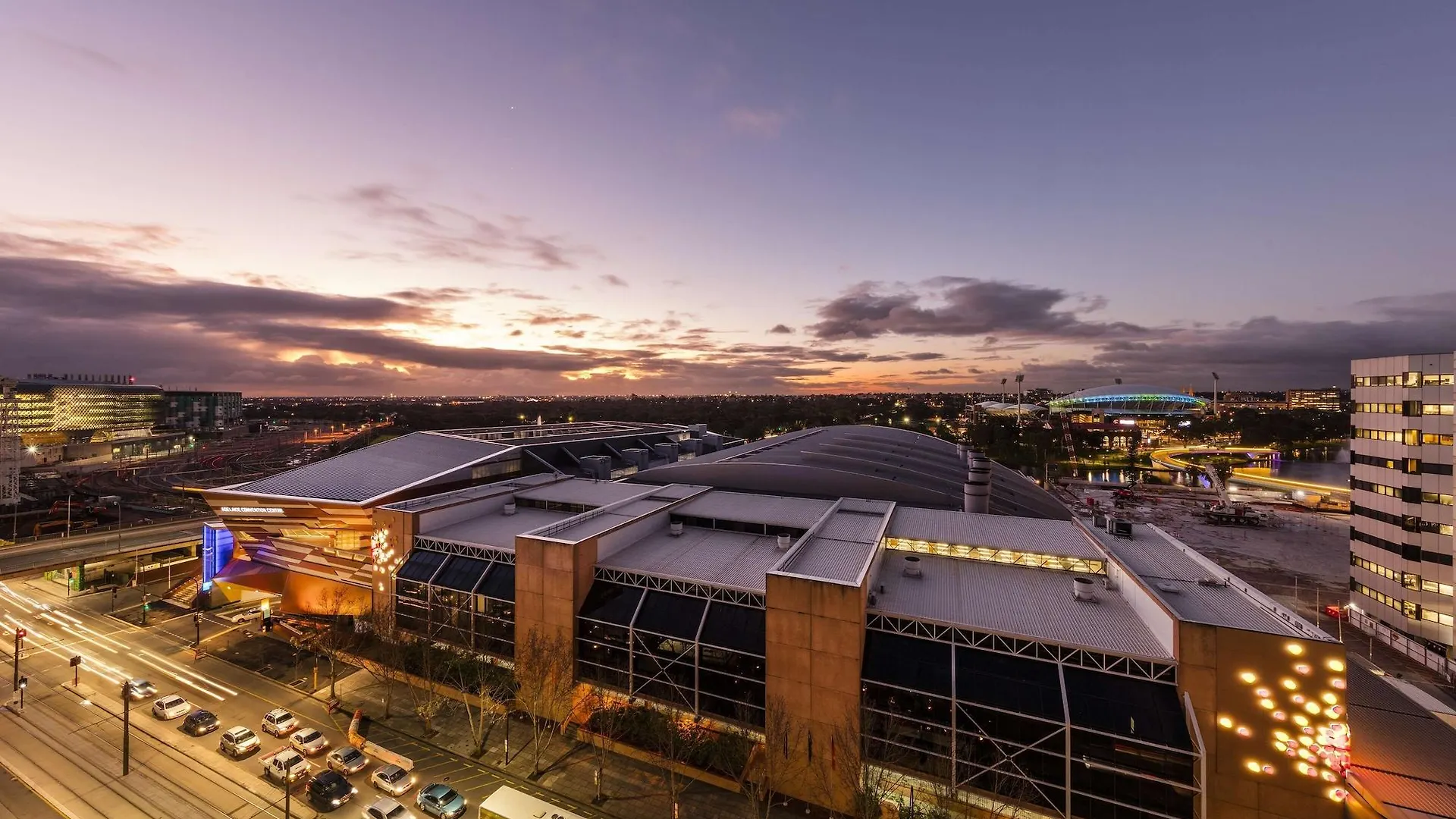 Oaks Adelaide Horizons Suites Aparthotel