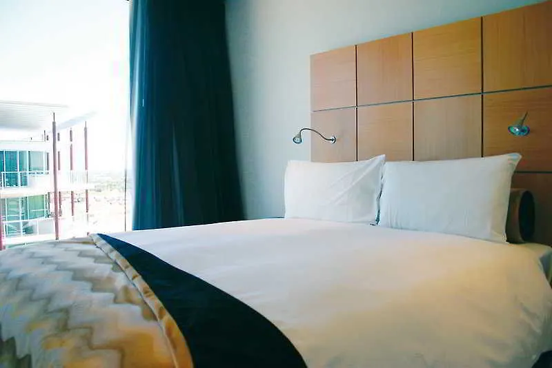 Oaks Adelaide Horizons Suites Aparthotel